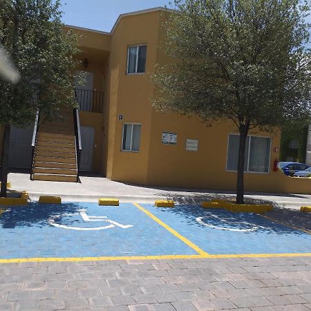 Best Western Saltillo Exteriör bild