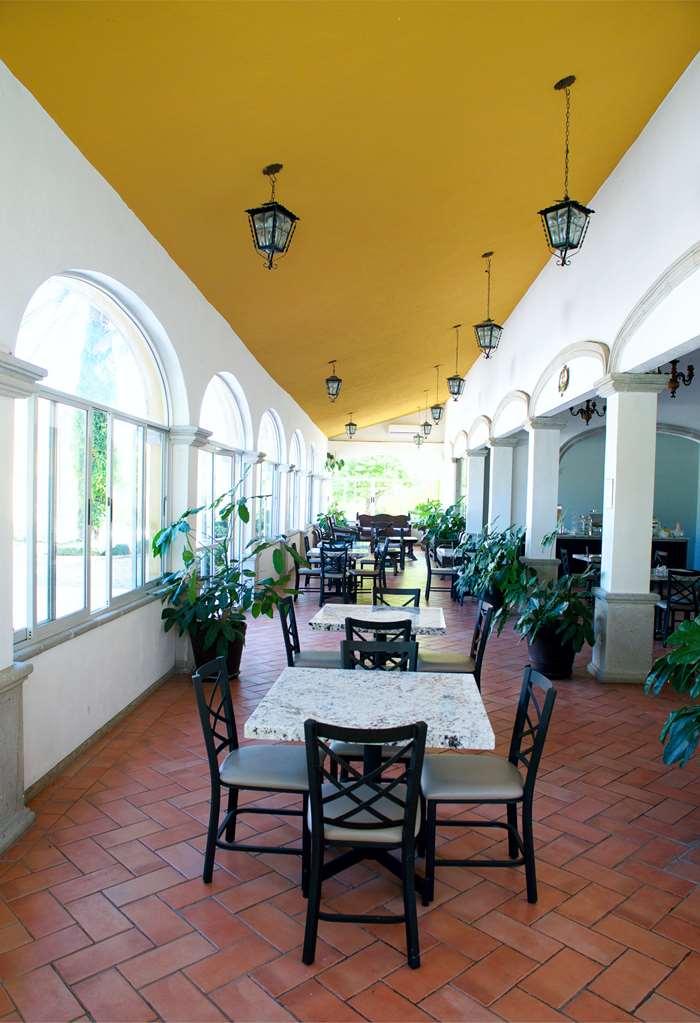 Best Western Saltillo Exteriör bild